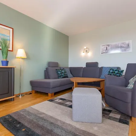 Trafalgar 428 Apartment *